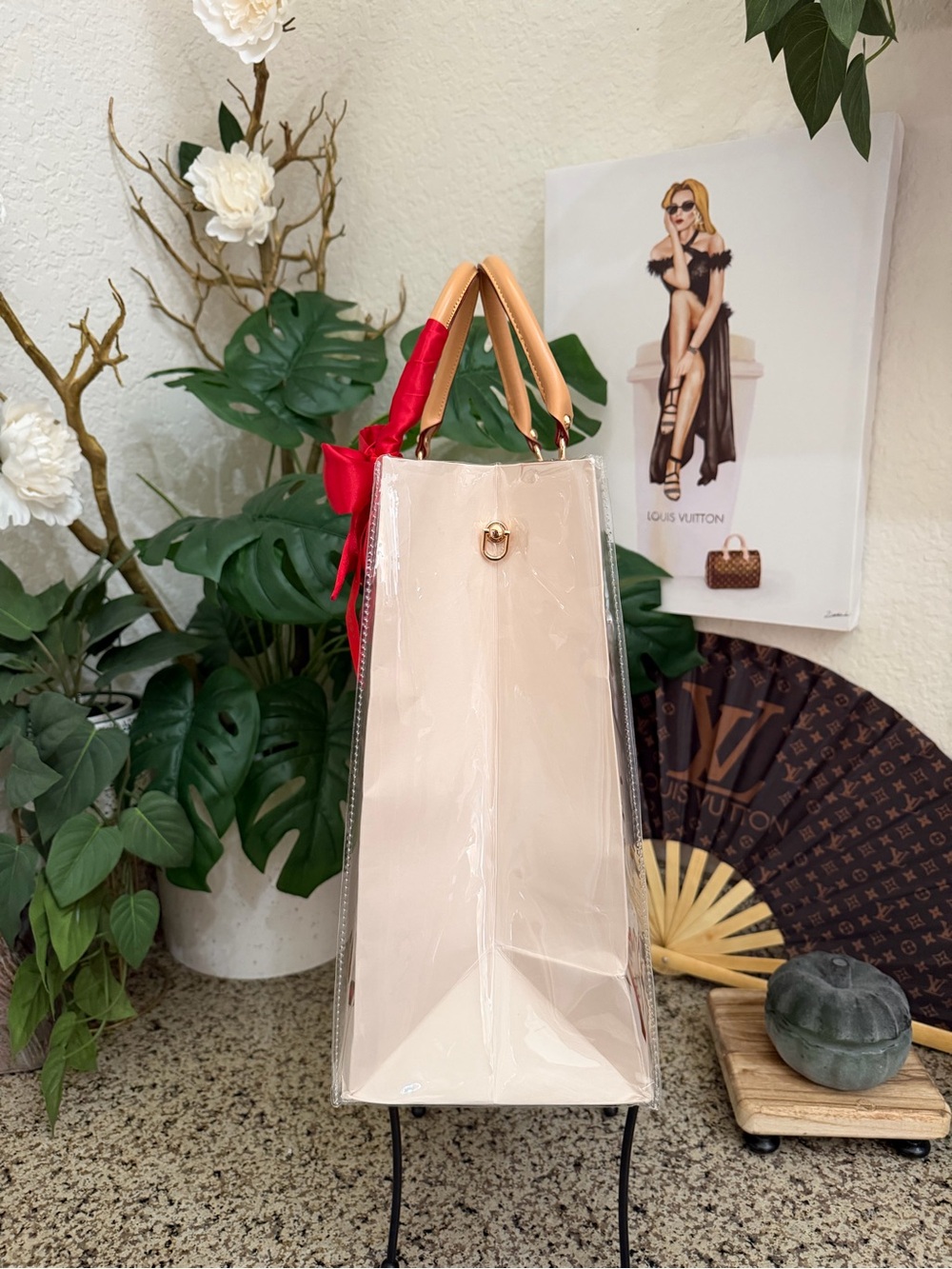 ♥️🤍♥️Louis Vuitton XL Holiday Gift Bag Tote♥️🤍♥️ - Picture 5 of 7